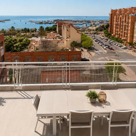 Atico Prestige Con Gran Terraza, Jacuzzi Y Ubicacion Centrica Con Vistas Al Mar By Family Homes Appartement