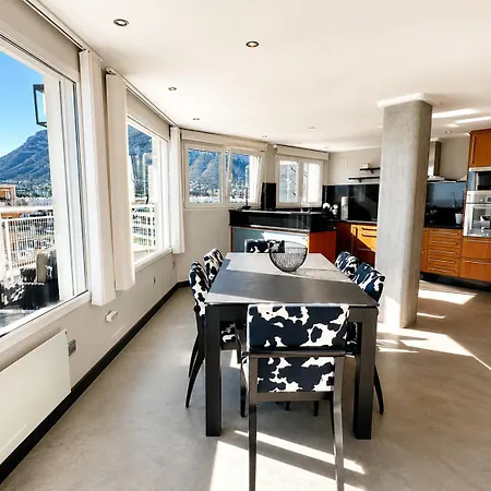 Appartement Atico Prestige Con Gran Terraza, Jacuzzi Y Ubicacion Centrica Con Vistas Al Mar By Family Homes Dénia